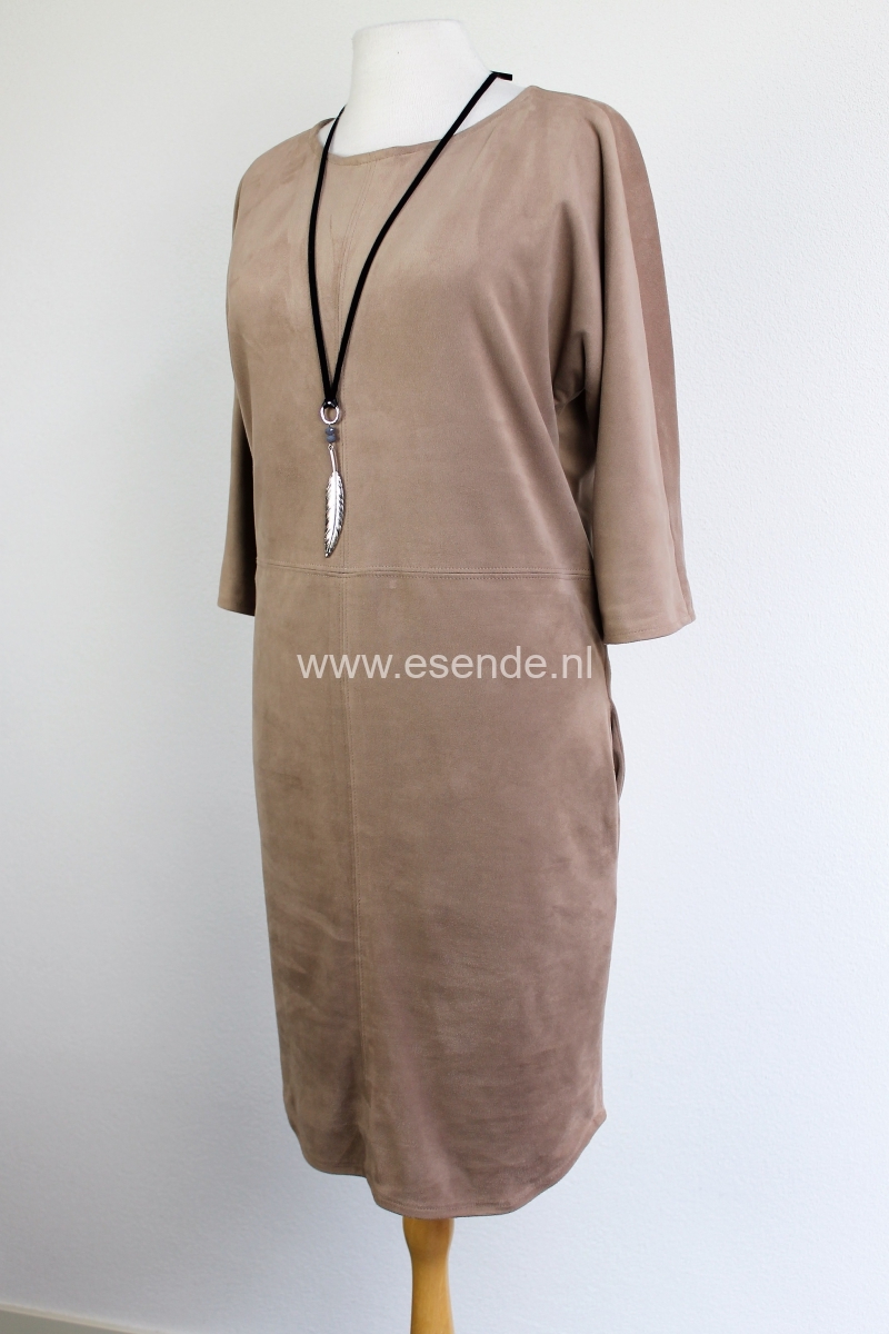 Heerlijk draagbare suedine tuniek jurk