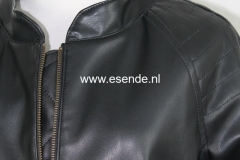 Imitatie leren jack met platliggend boordje