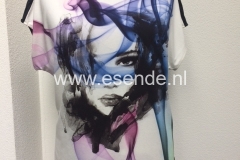 Tricot shirt van een panel stof